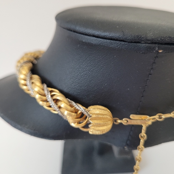 Vintage Trifari twisted gold and silver choker chain necklace - Picture 10 of 10